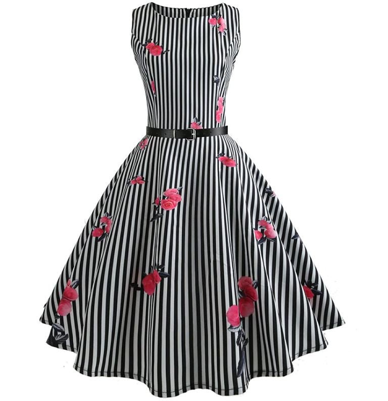 Schwarz-weiß gestreiftes Vintage-Kleid