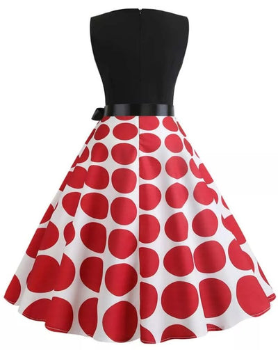 Vintage rotes und schwarzes Rockabilly-Kleid