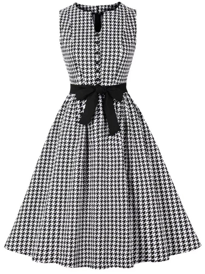 Vintage schwarz-weißes Gingham-Kleid