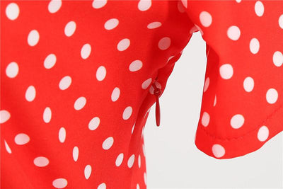 Rot-weißes 50er-Jahre-Kleid