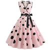 Kleid im Stil der 50er Jahre mit V-Ausschnitt