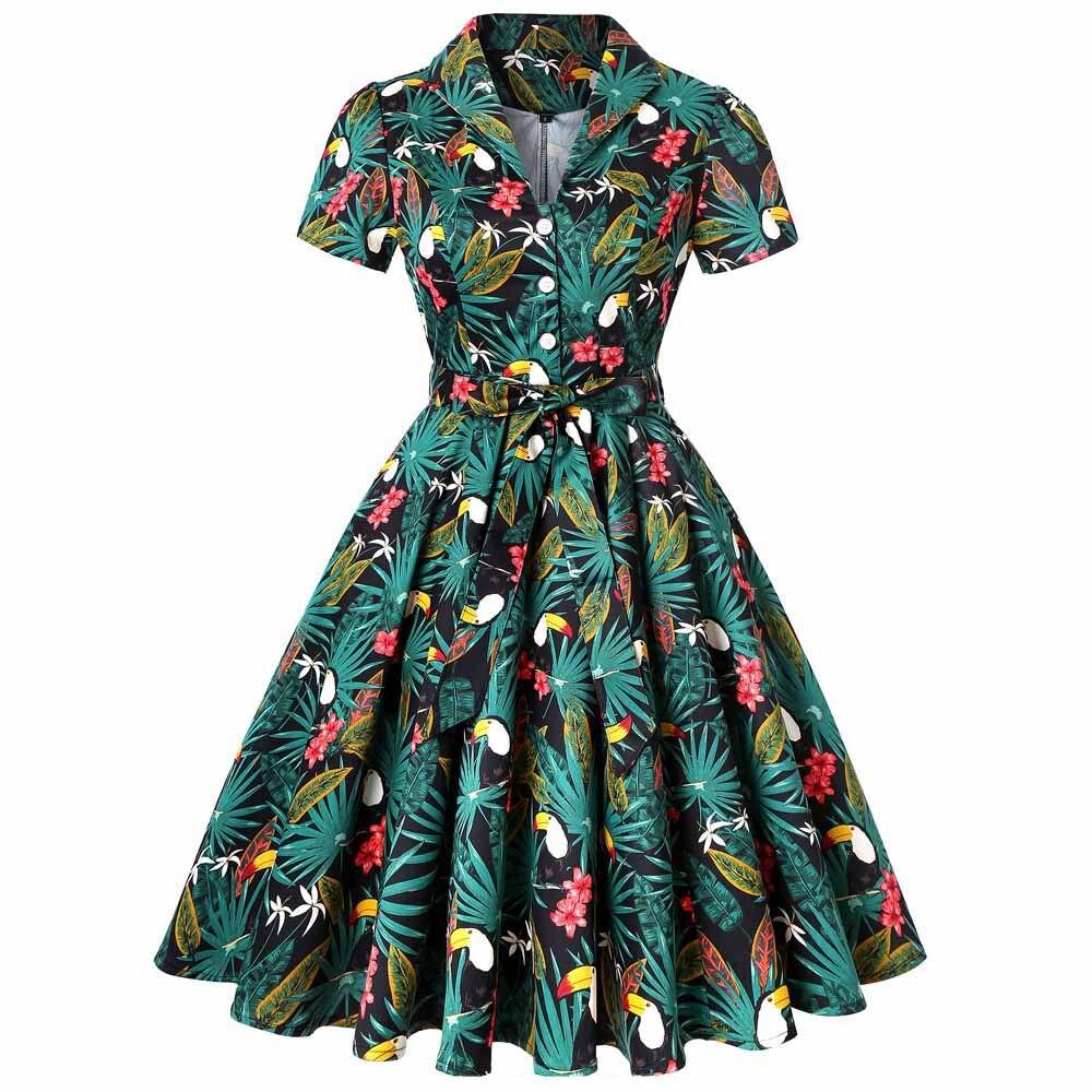60er-Jahre-Kleid in Übergröße