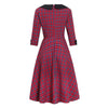 Rotes Winter-Vintage-Kleid