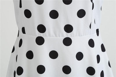 Weiß gepunktetes Rockabilly-Vintage-Kleid